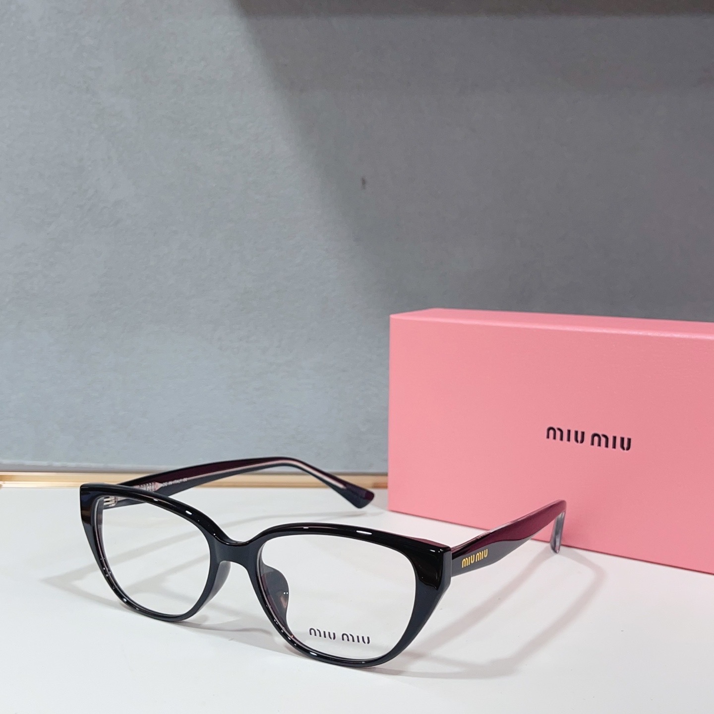 Очки женские в стиле Miu Miu прямоугольной формы