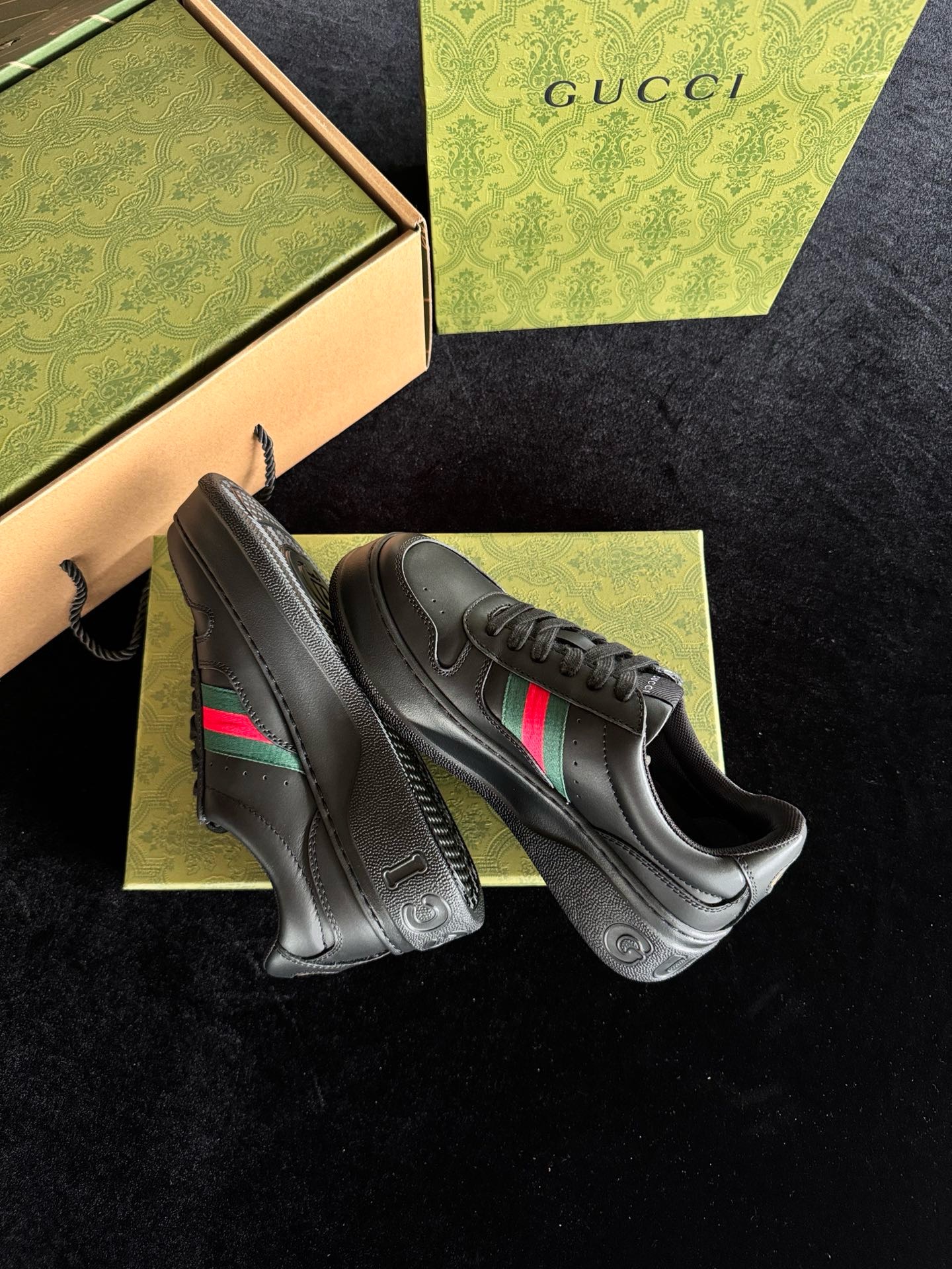 Кеды Gucci Ace чёрного цвета