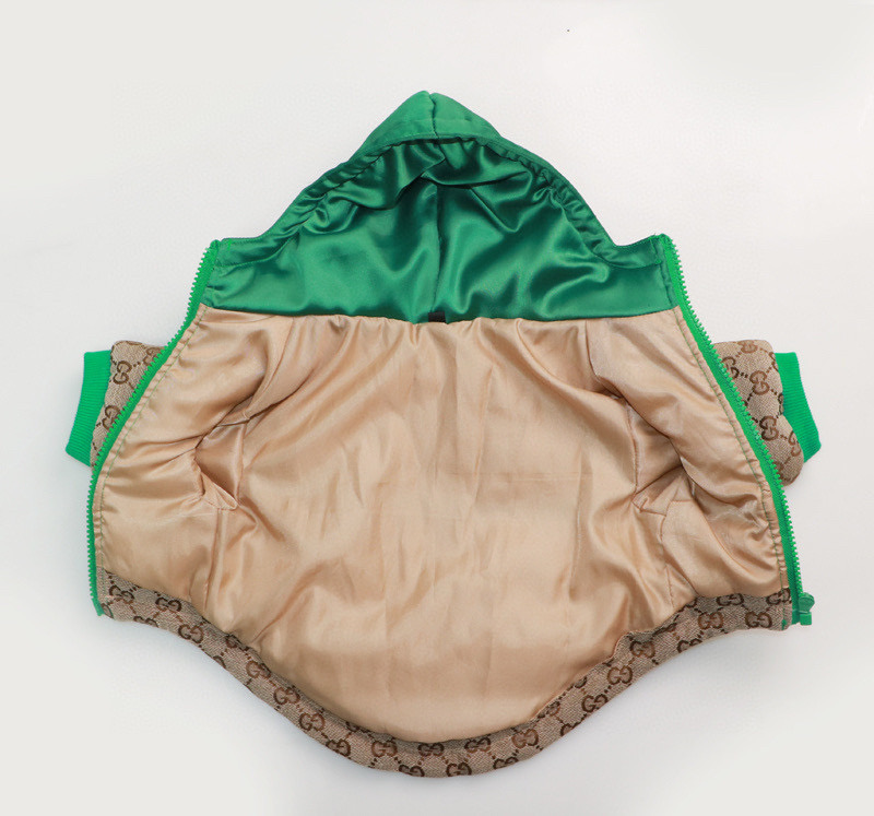 Комбинезон-дождевик для собак в стиле Gucci Monogram с капюшоном и поводком