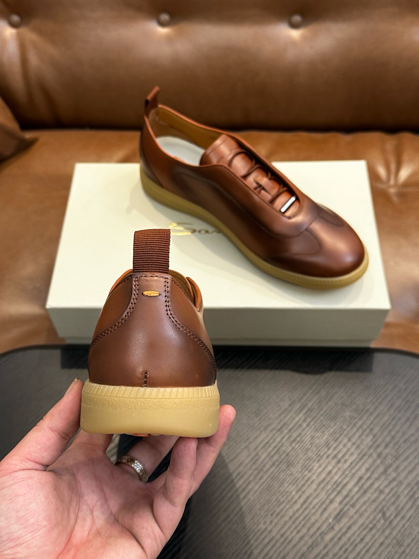 Кеды мужские в стиле Santoni из натуральной кожи коричневого цвета