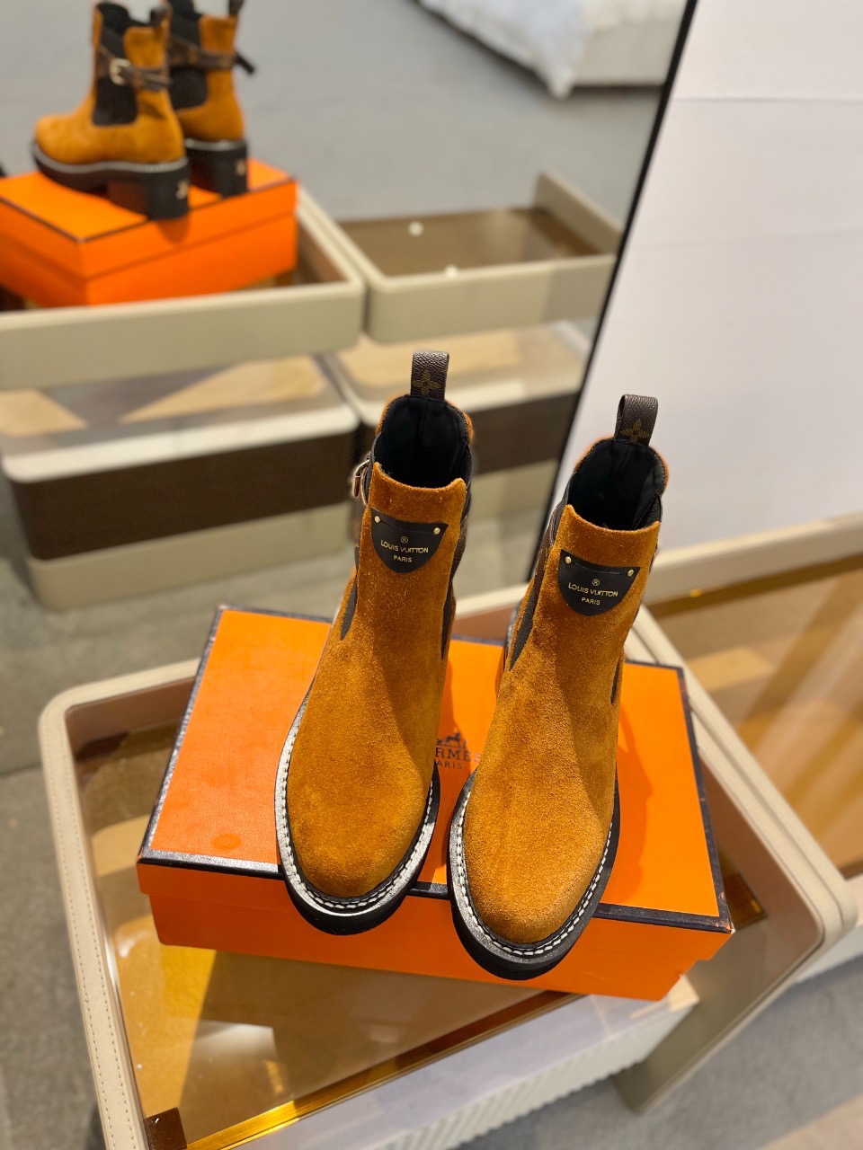 Ботинки Louis Vuitton LV Beaubourg Ankle Boot коричневого цвета