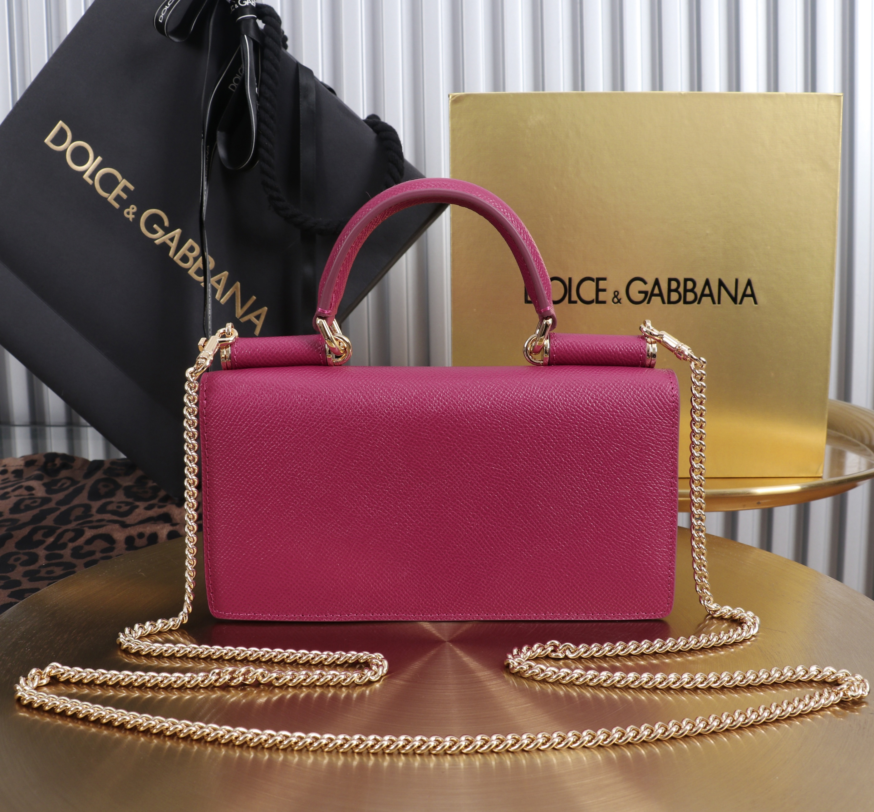 Сумка женская в стиле Dolce & Gabbana фуксия цвета