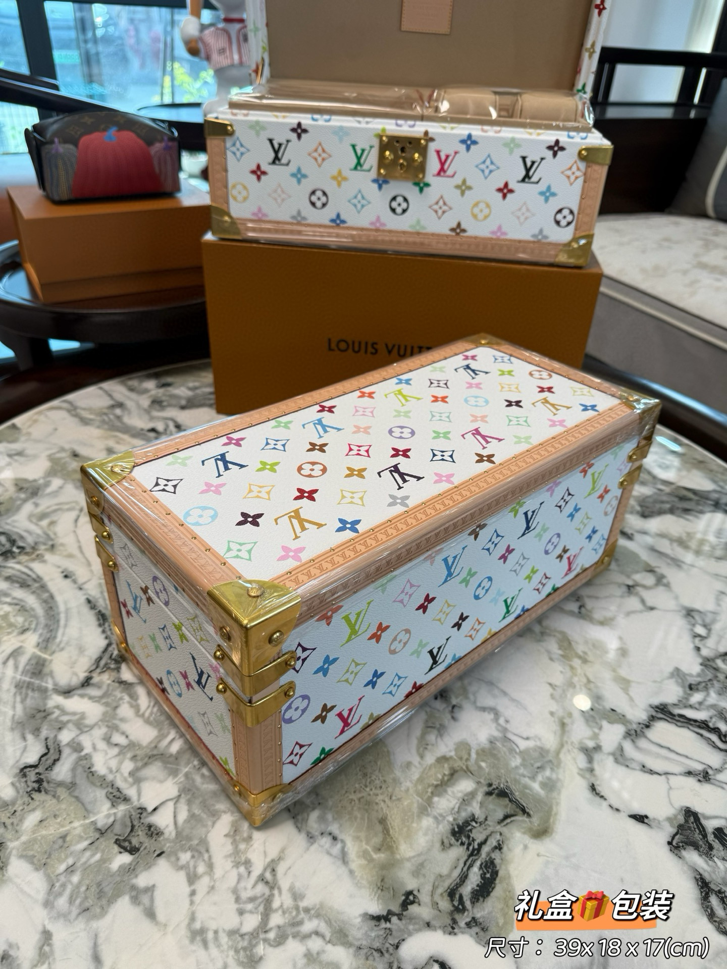 Шкатулка для украшений в стиле Louis Vuitton Coffret 8 Monogram Multicolor белая