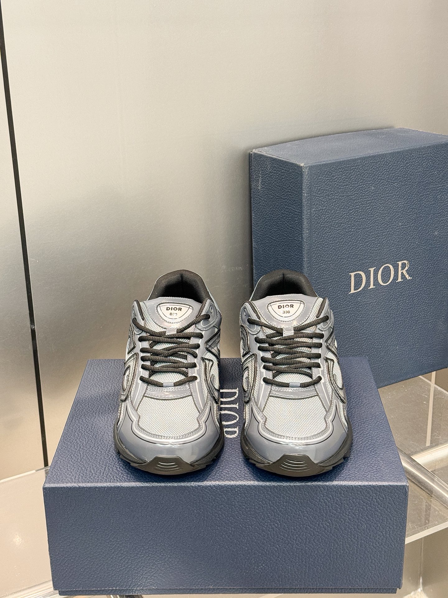 Кроссовки Dior B30 Countdown серого цвета