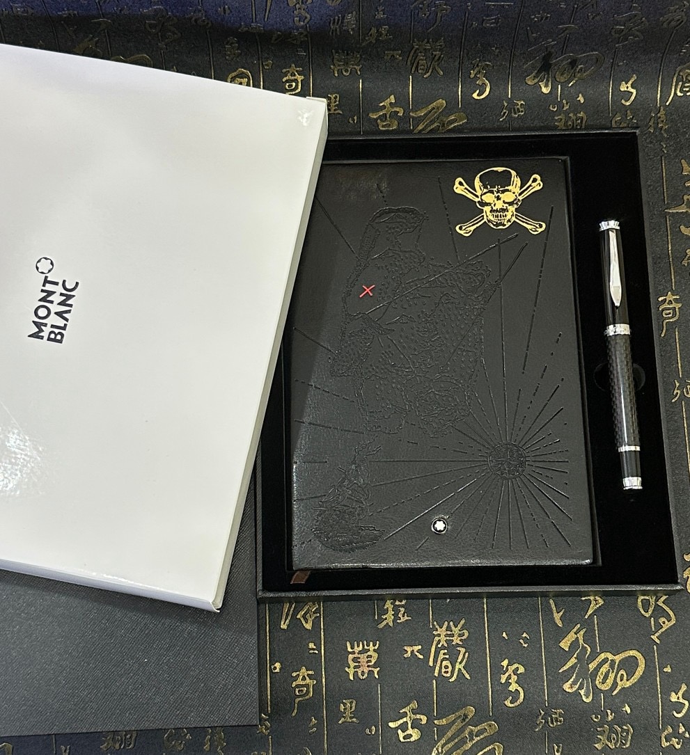Набор канцелярский в стиле Montblanc: блокнот и ручка (чёрного цвета)