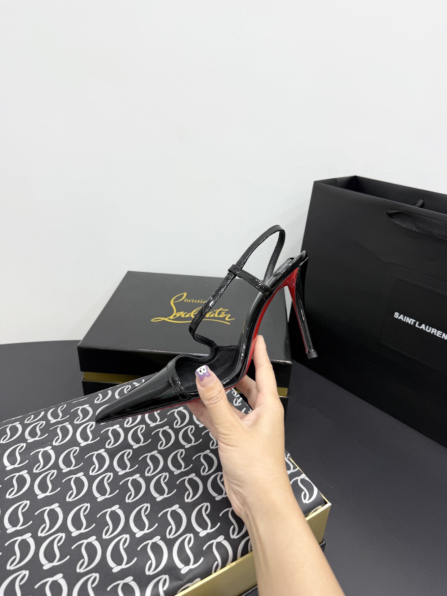 Туфли женские в стиле Christian Louboutin Rosa Z чёрного цвета