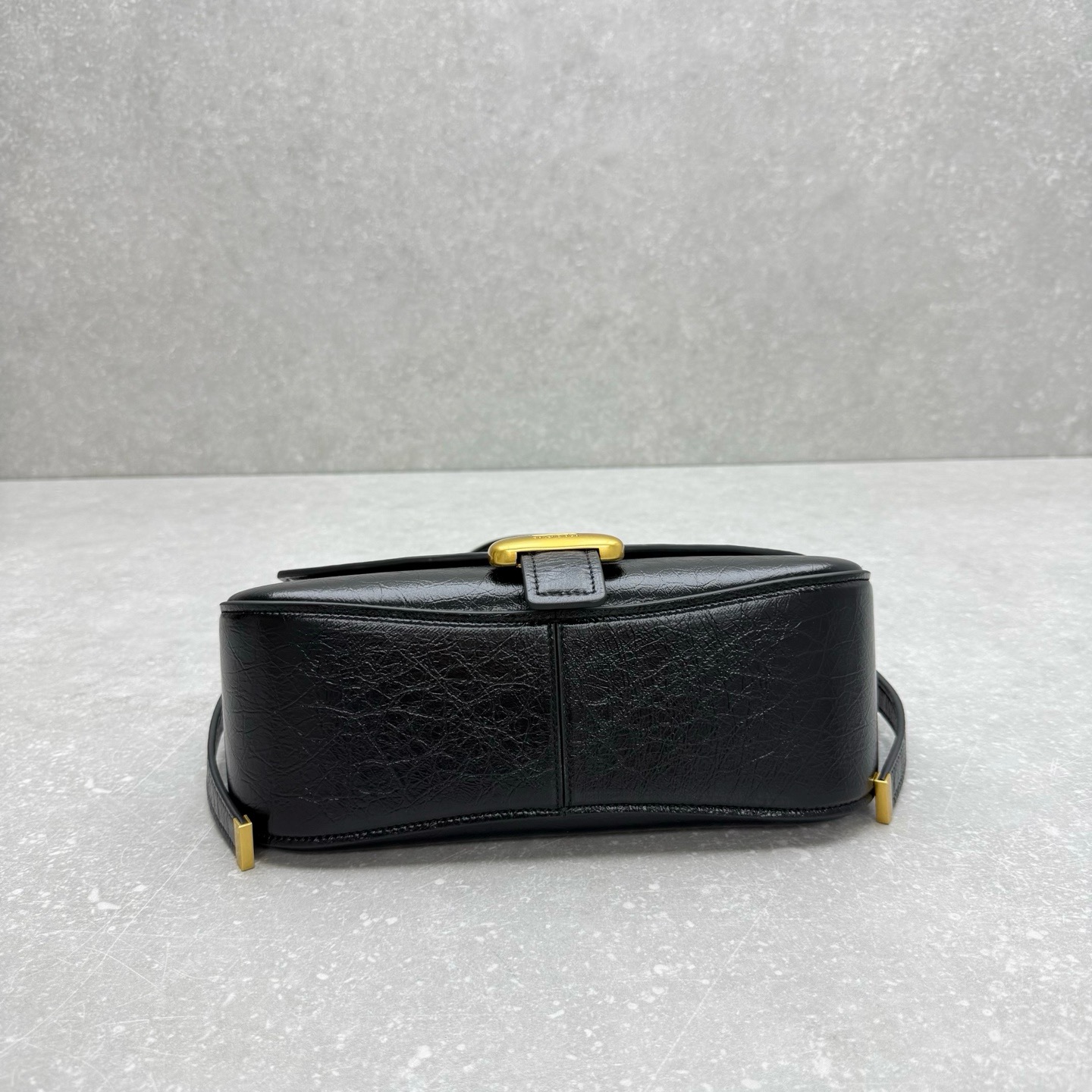 Сумка женская в стиле Balenciaga Clicca чёрного цвета