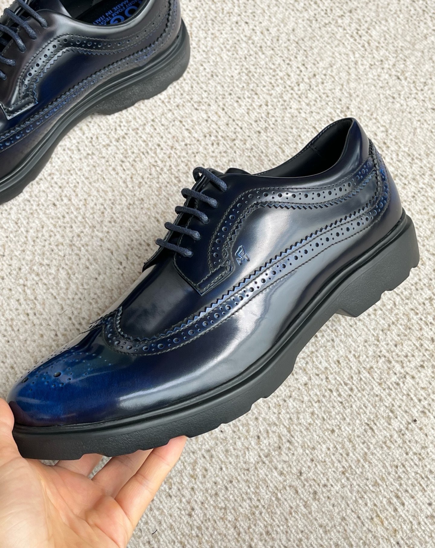 Туфли дерби мужские в стиле Hogan из натуральной кожи синего цвета