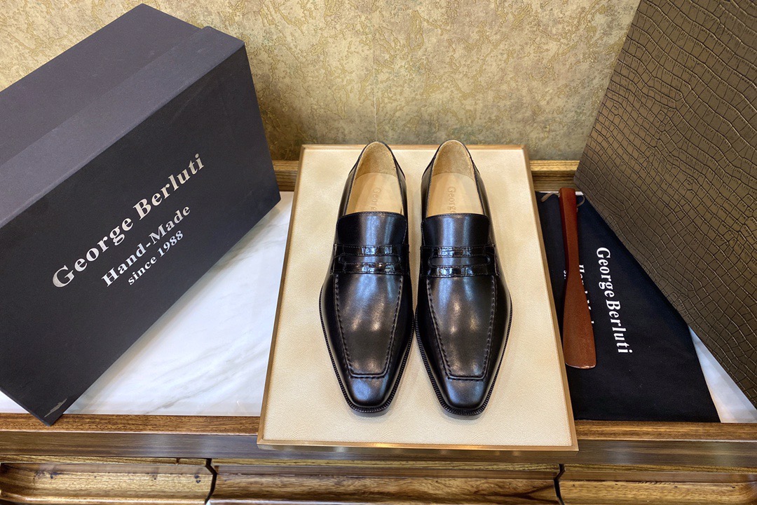 Лоферы мужские в стиле Berluti из кожи крокодила и натуральной кожи черного цвета