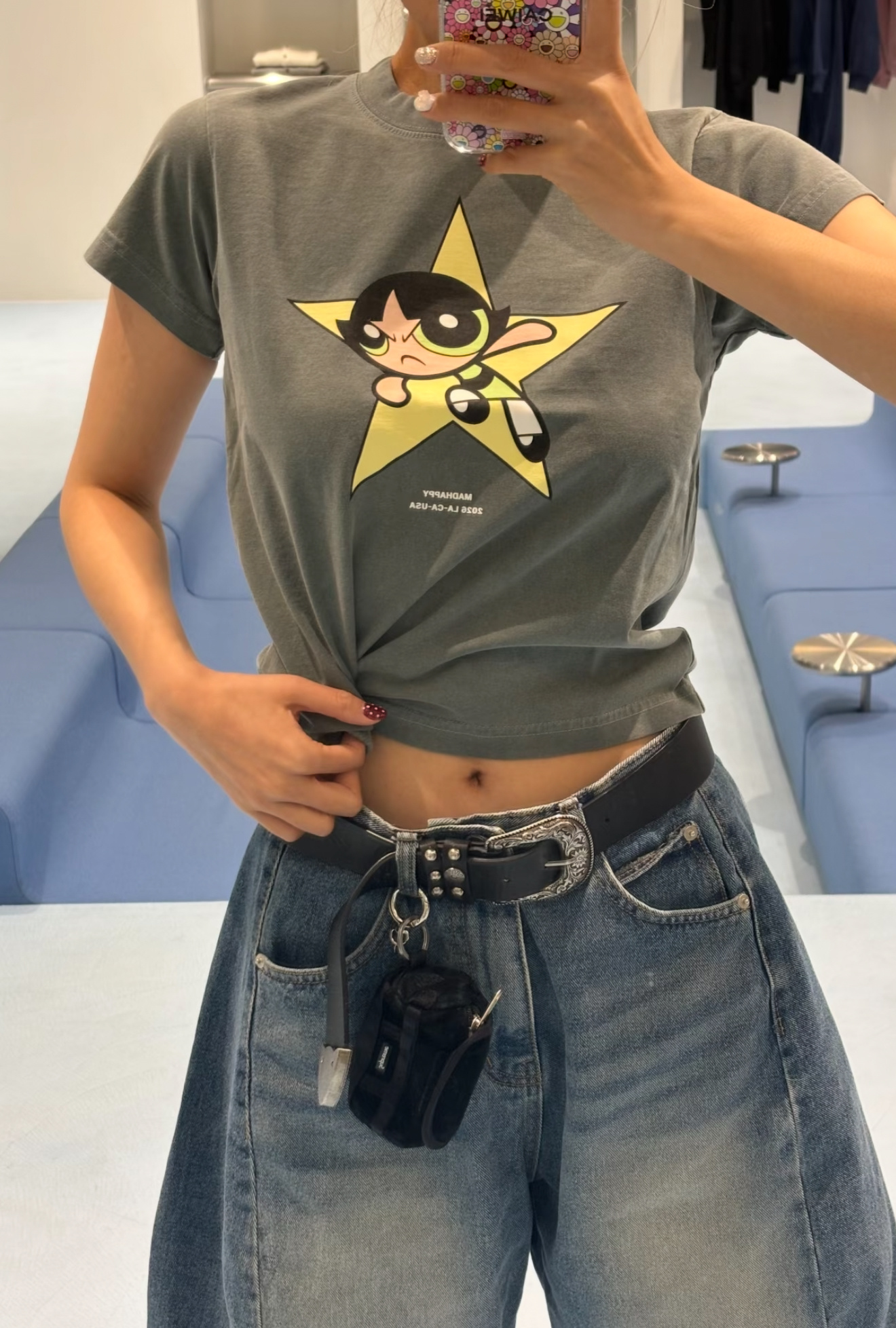 Футболка женская Madhappy x The Powerpuff Girls Buttercup серо-зелёного цвета с принтом