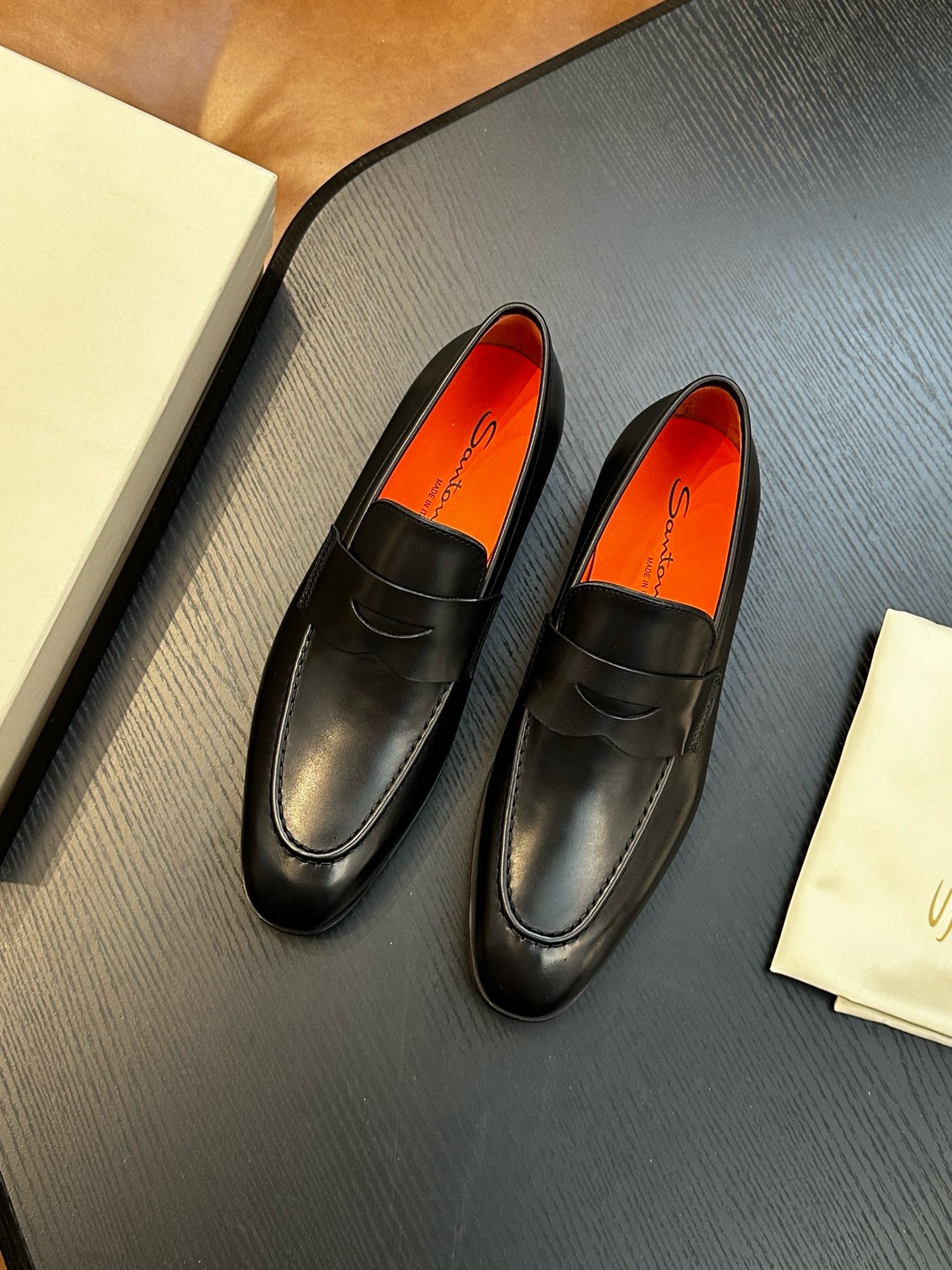 Лоферы мужские в стиле Santoni чёрного цвета
