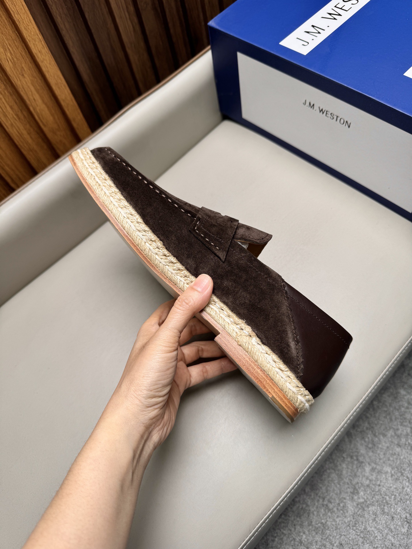 Лоферы мужские в стиле J.M. Weston темно-коричневого цвета