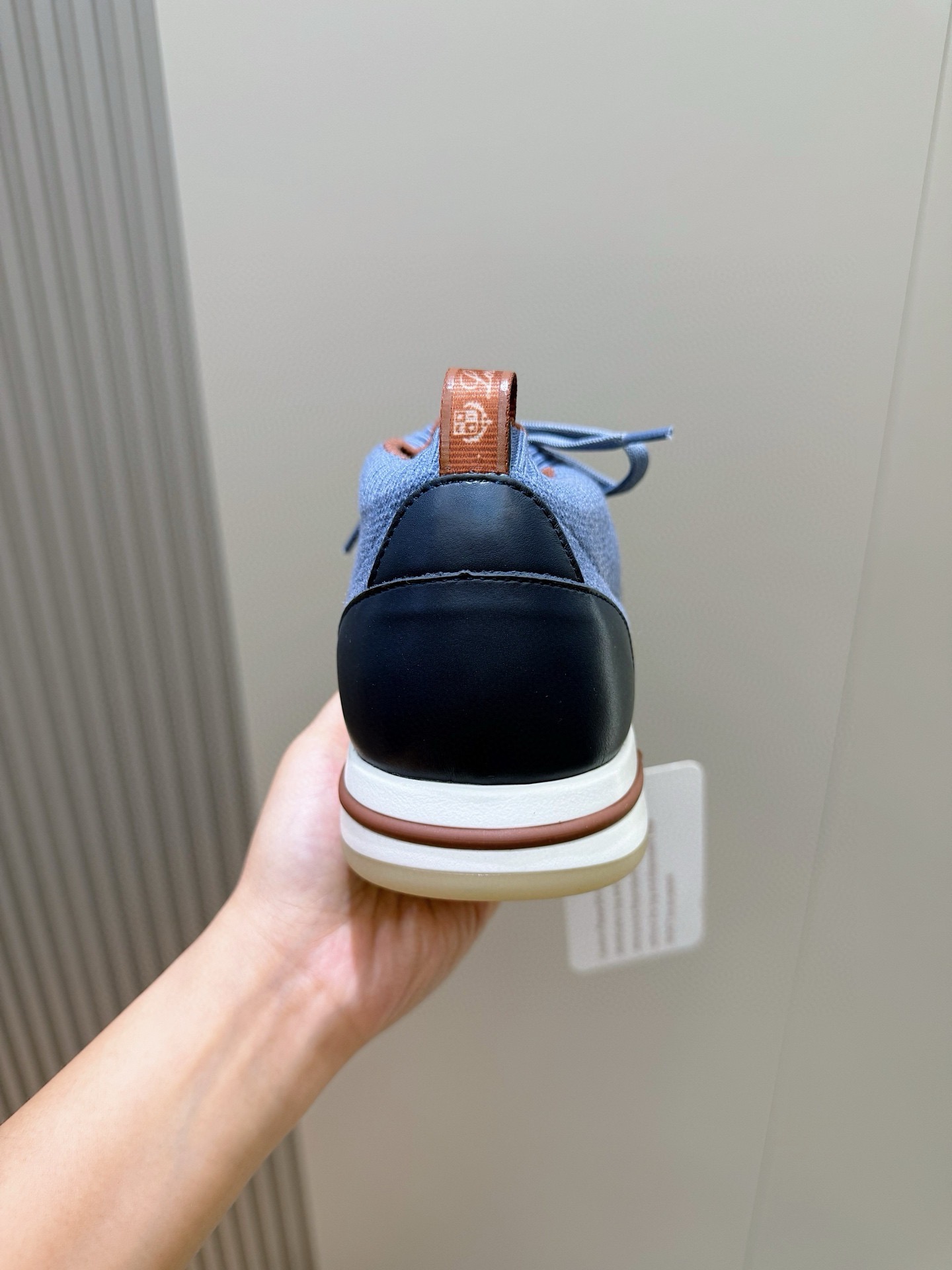 Кроссовки мужские Loro Piana Flexy Walk голубого цвета