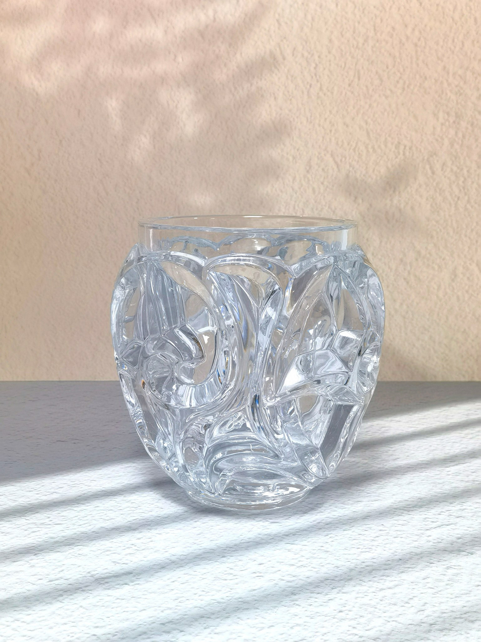 Ваза хрустальная в стиле Lalique,прозрачная, 21 см