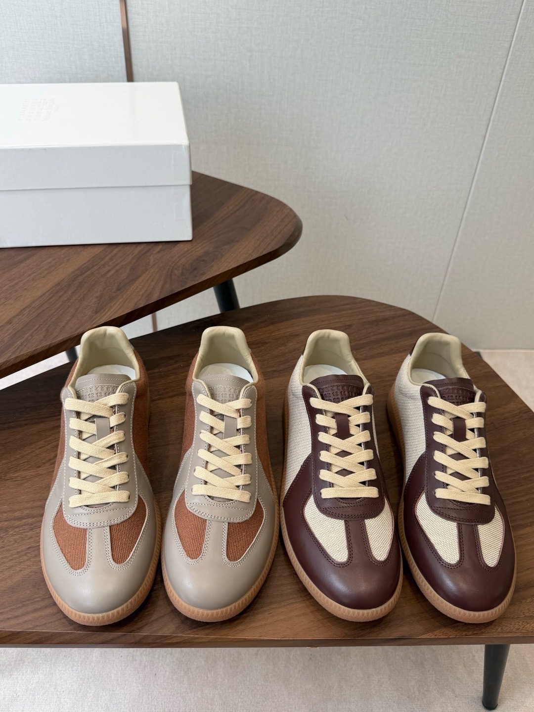 Кроссовки Maison Margiela бордово-бежевого цвета