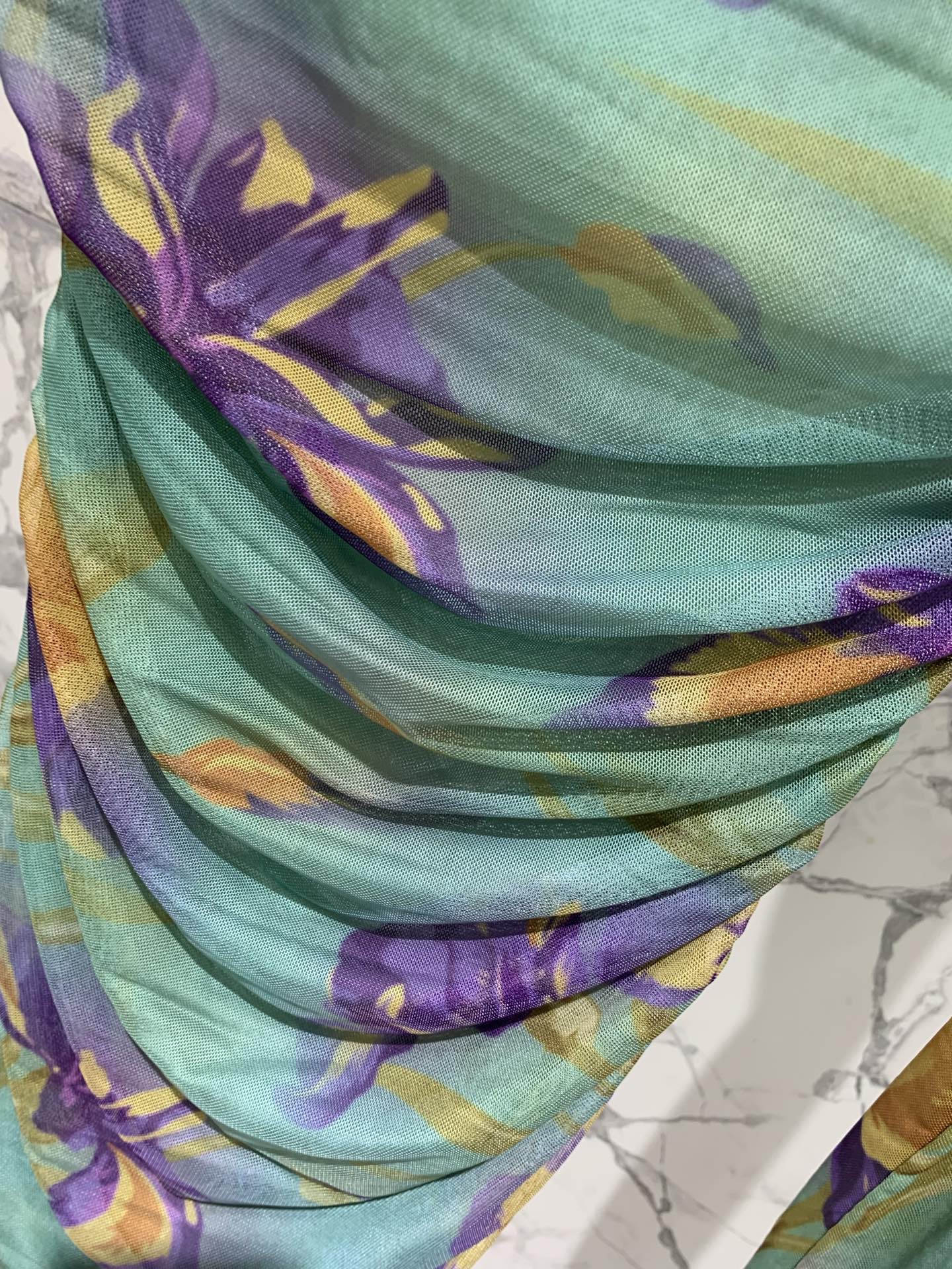 Платье женское в стиле Saint Laurent зелёно-жёлтого цвета