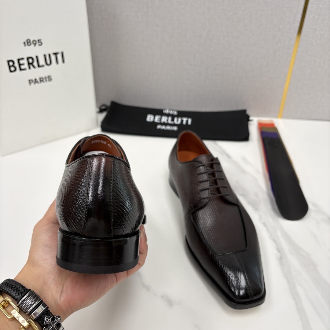 Туфли мужские Berluti классические оксфорды коричневого цвета