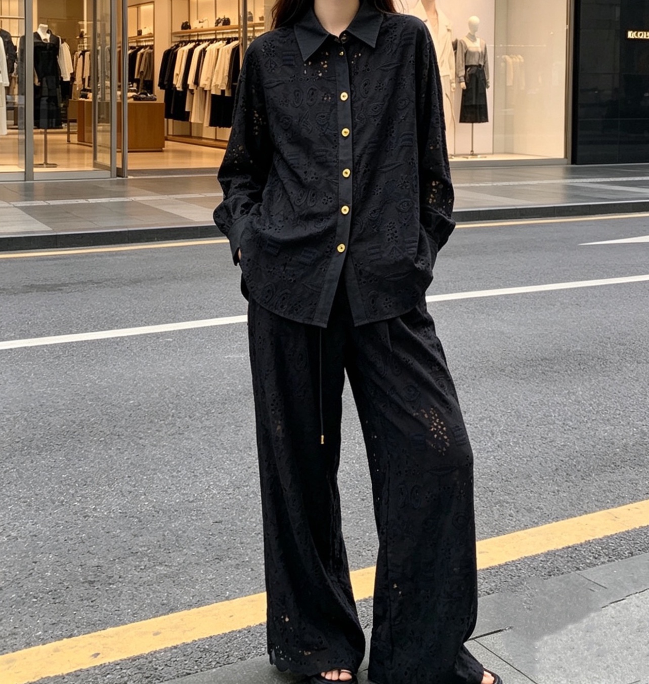 Брюки женские в стиле Schiaparelli с вышивкой белого цвета с высокой посадкой