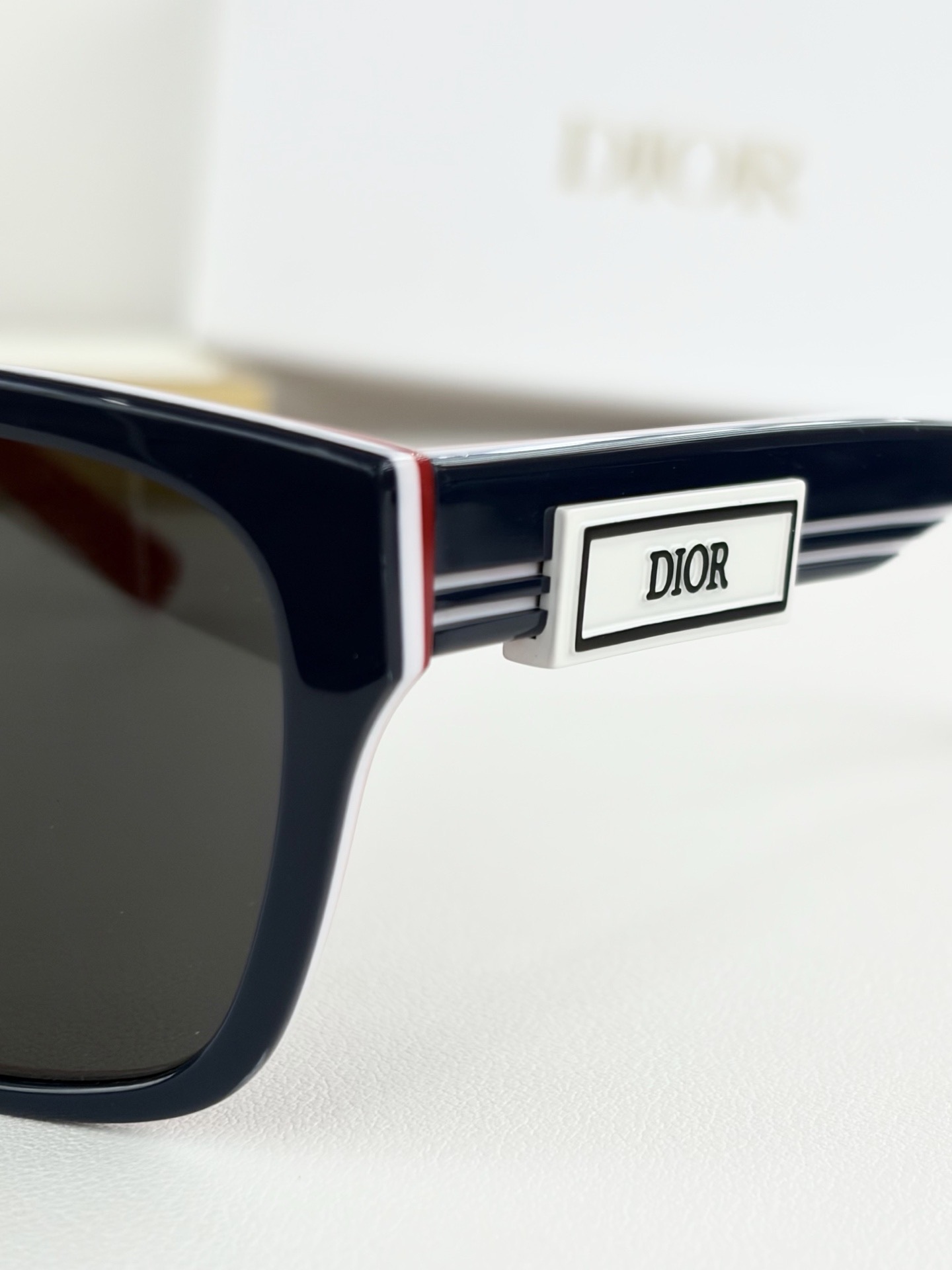 Очки солнцезащитные унисекс в стиле Dior B23 S2F