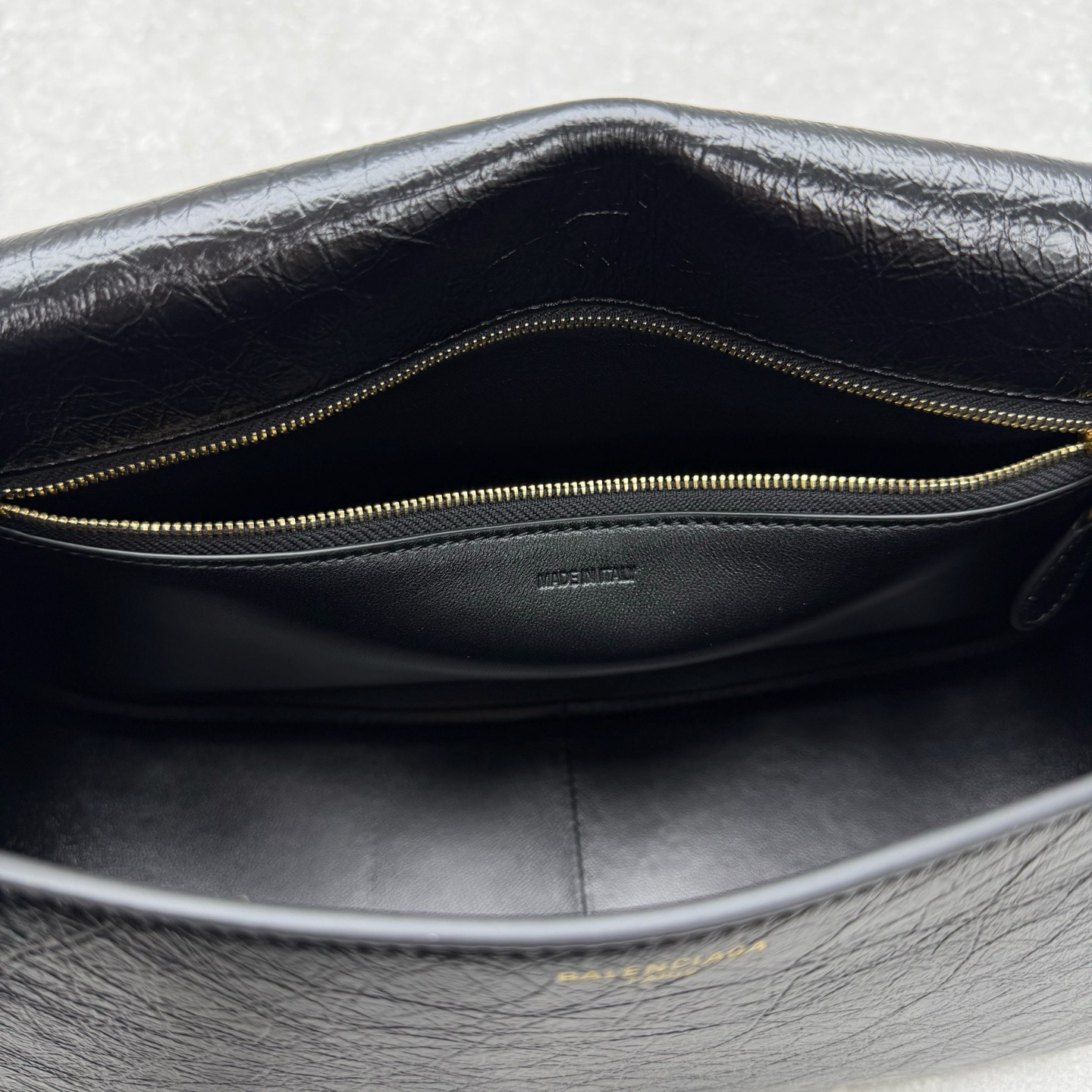 Сумка женская в стиле Balenciaga Clicca чёрного цвета