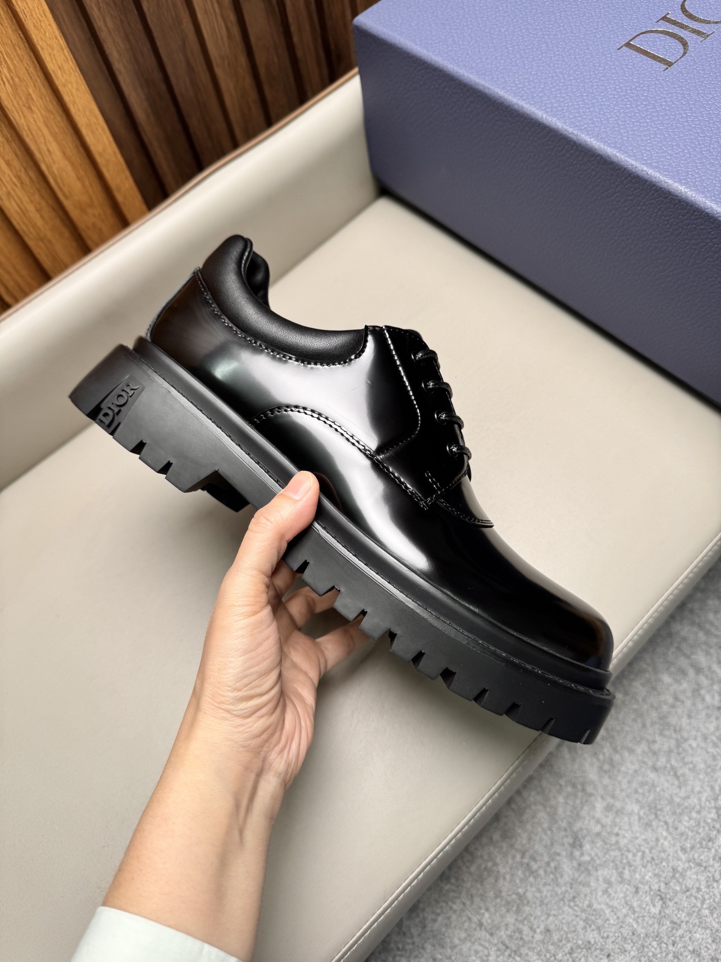 Туфли мужские в стиле Dior Explorer черного цвета