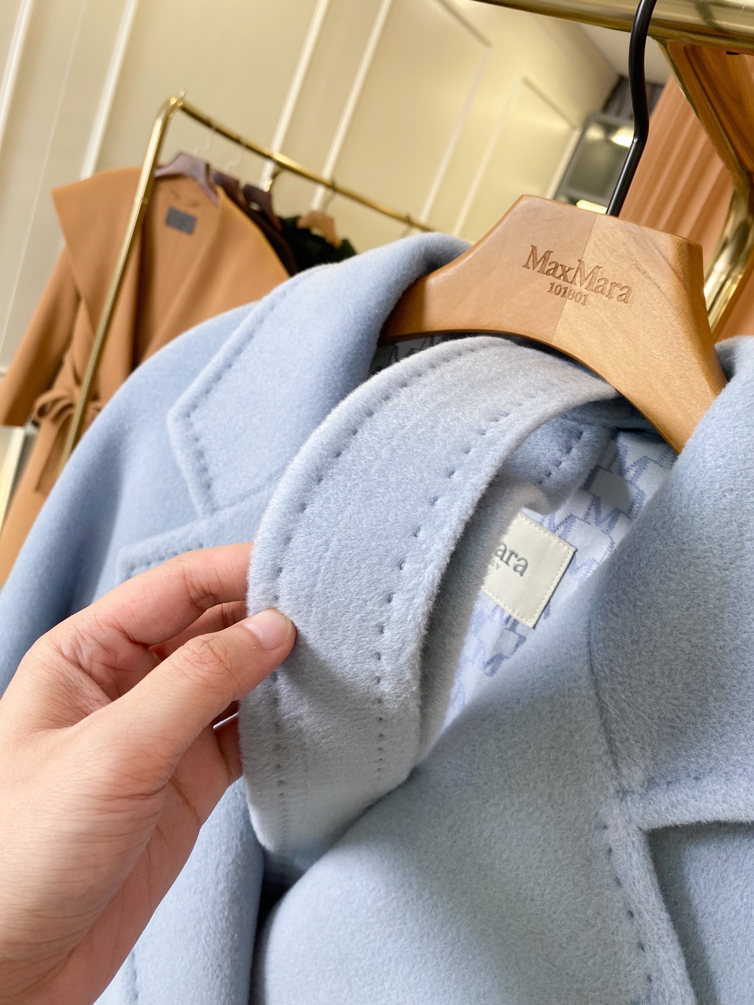 Пальто женское в стиле Max Mara Anne-Marie Beretta голубого цвета