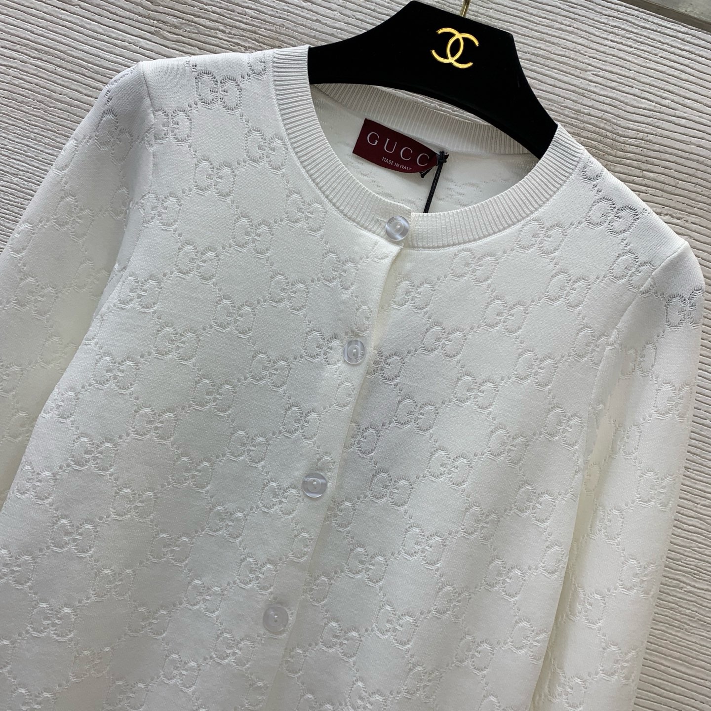 Кардиган женский в стиле Gucci белого цвета с жаккардовым GG-узором