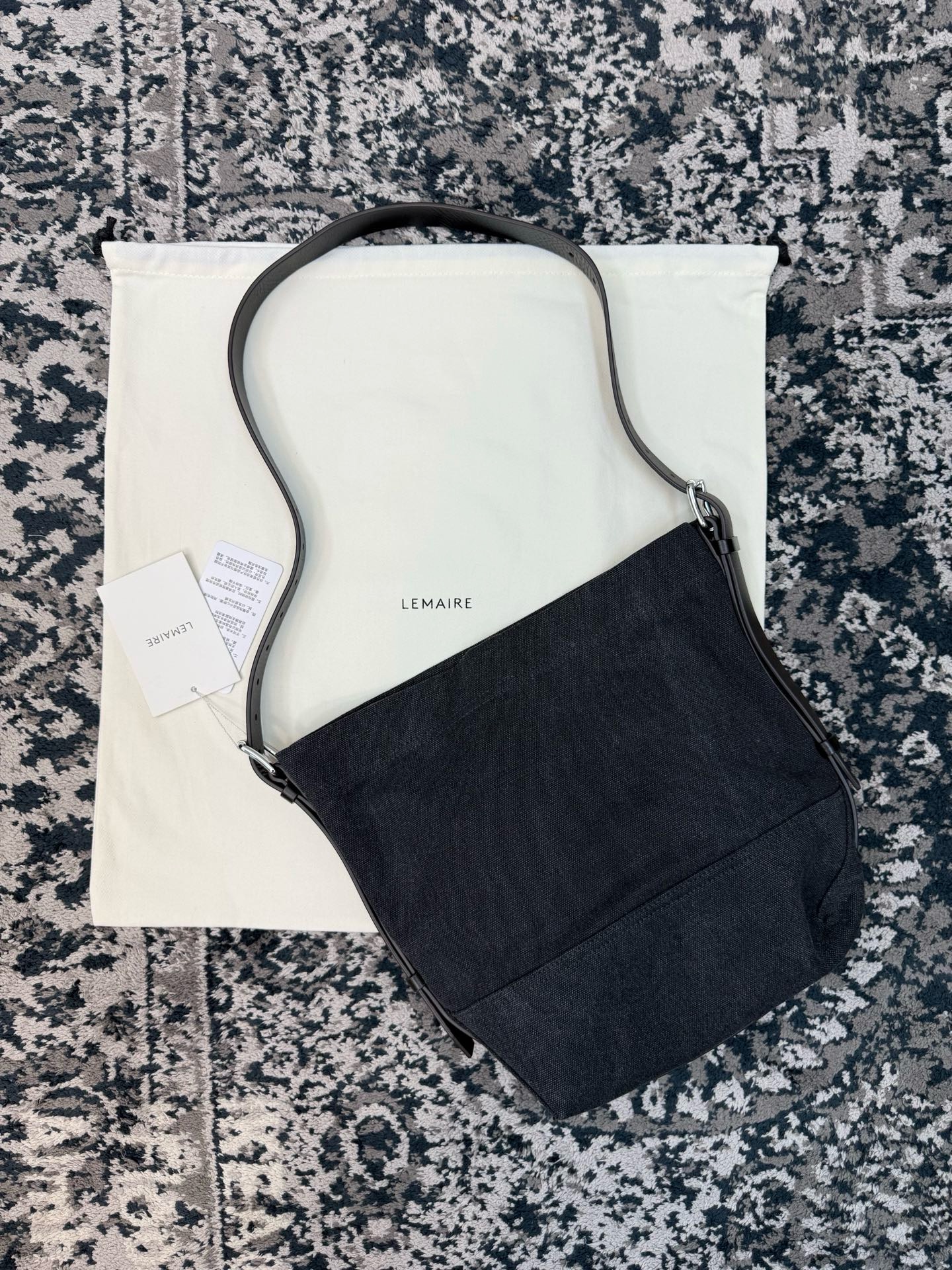 Сумка женская в стиле Lemaire Small Tote угольно-серого цвета
