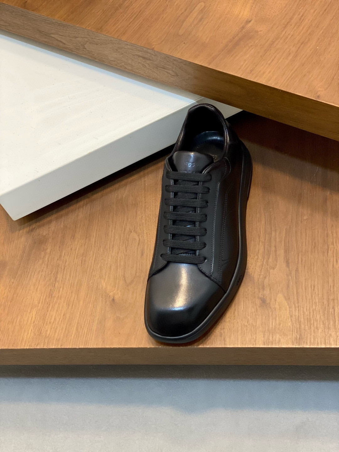 Кроссовки мужские в стиле Berluti из натуральной кожи чёрного цвета