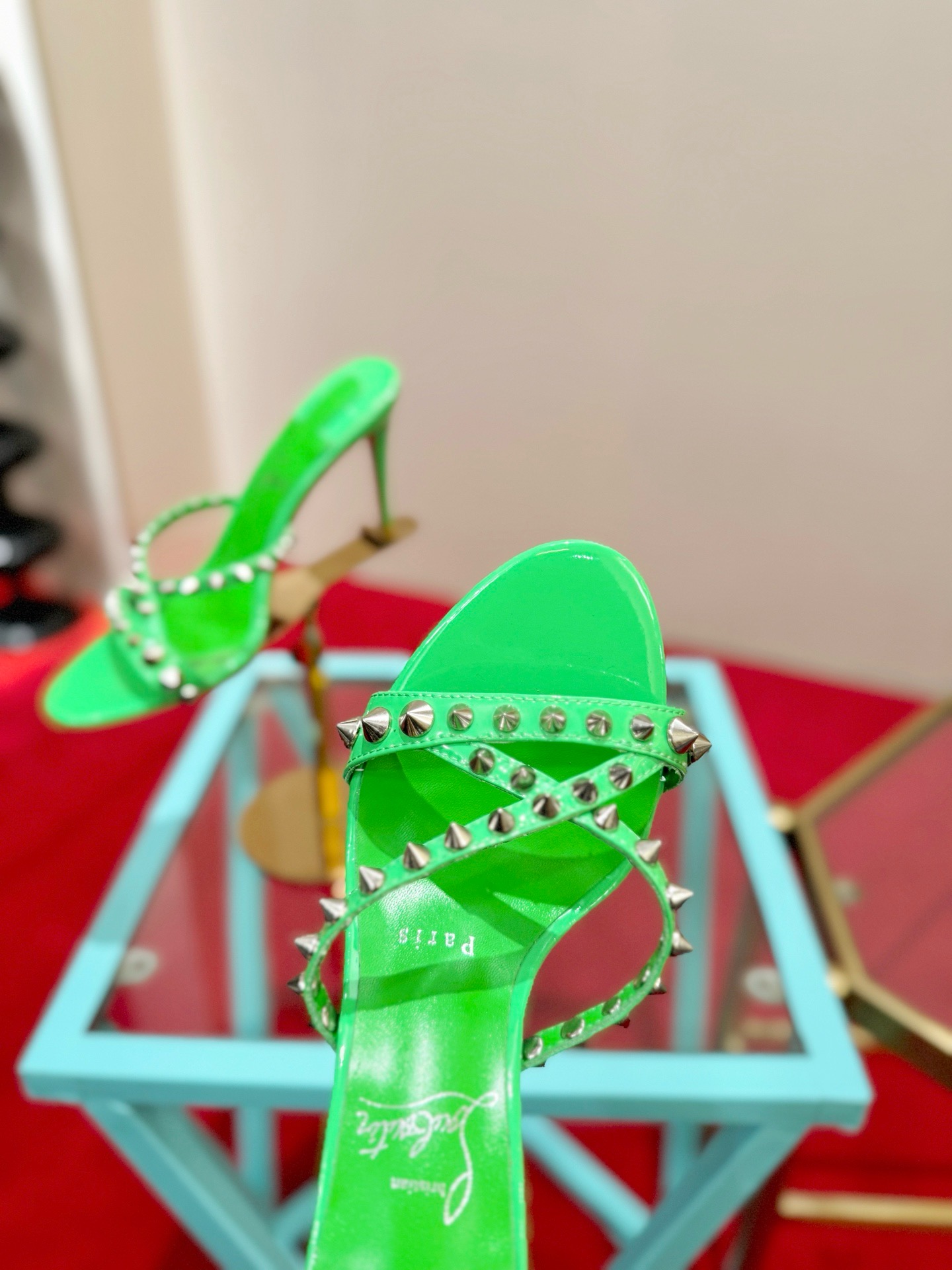 Мюли женские в стиле Christian Louboutin So Kate зеленого цвета