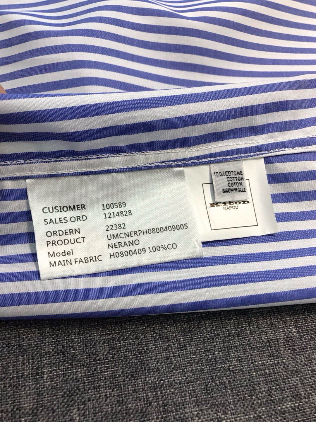 Рубашка мужская Kiton в голубую полоску с перламутровыми пуговицами