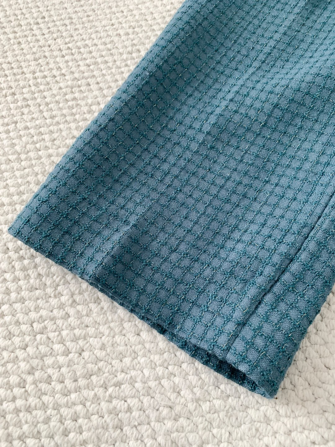 Брюки женские в стиле Chanel из фактурной ткани павлиньего зелёного цвета