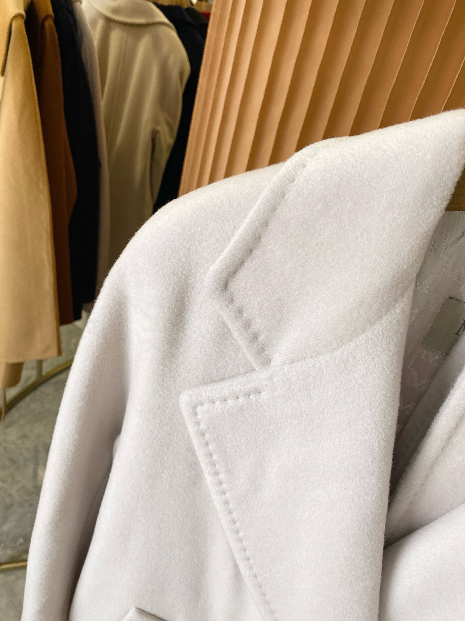 Пальто женское в стиле Max Mara Anne-Marie Beretta серого цвета