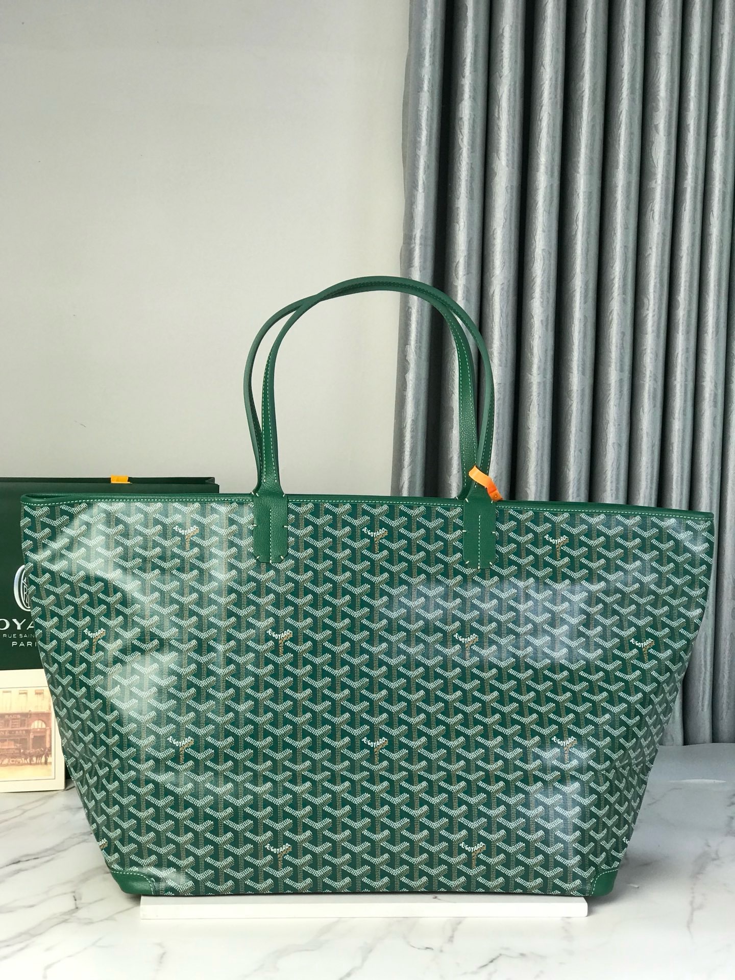 Сумка женская Goyard Artois GM зелёного цвета