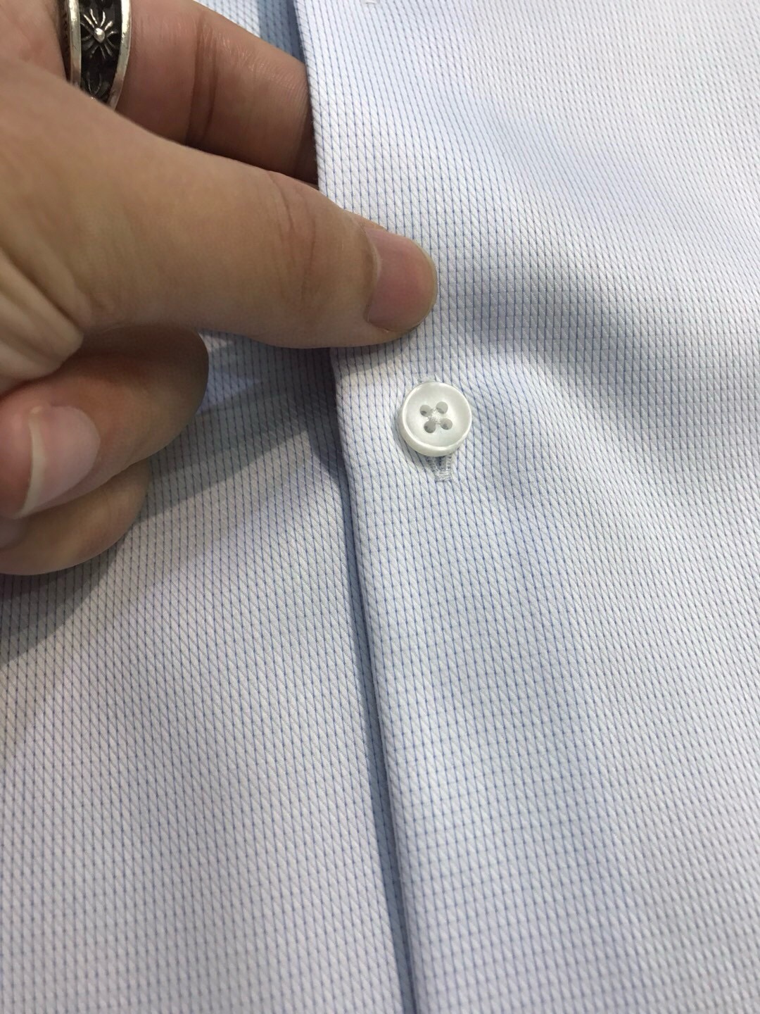 Рубашка мужская Kiton светло-голубого цвета с коротким рукавом