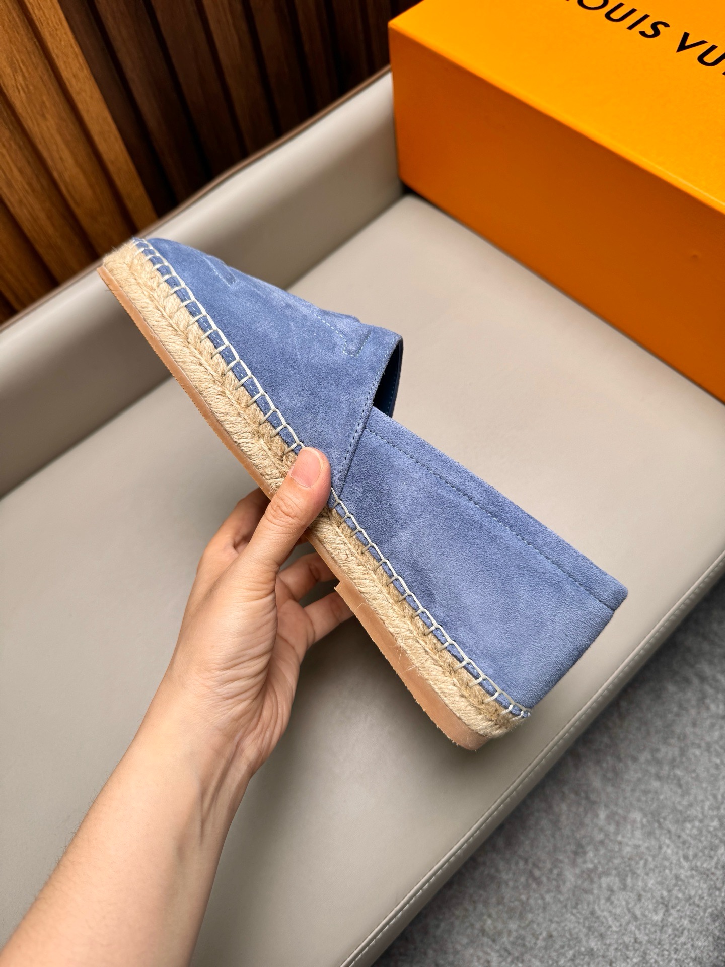 Эспадрильи мужские в стиле Louis Vuitton из натуральной замши голубого цвета