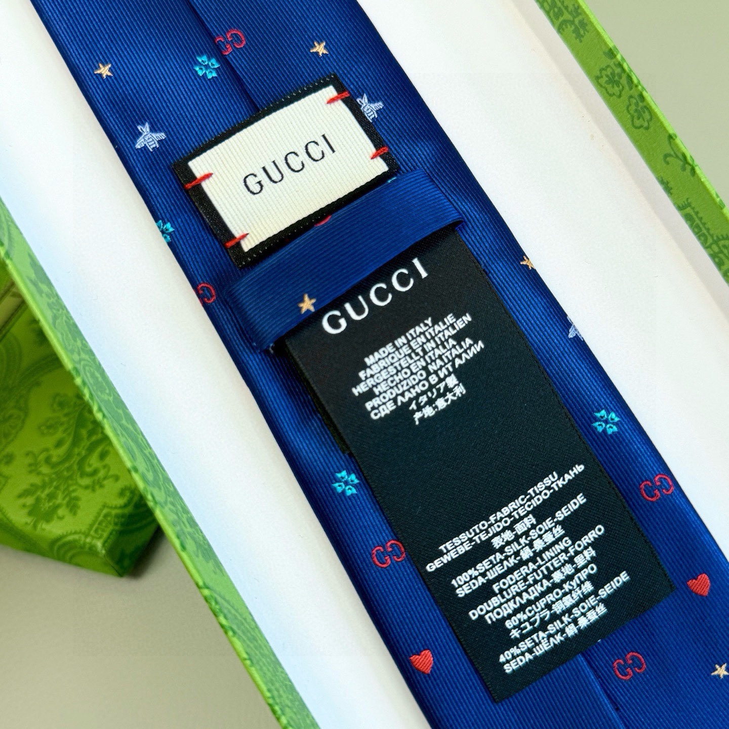 Галстук мужской в стиле Gucci синего цвета с вышивкой пчелы