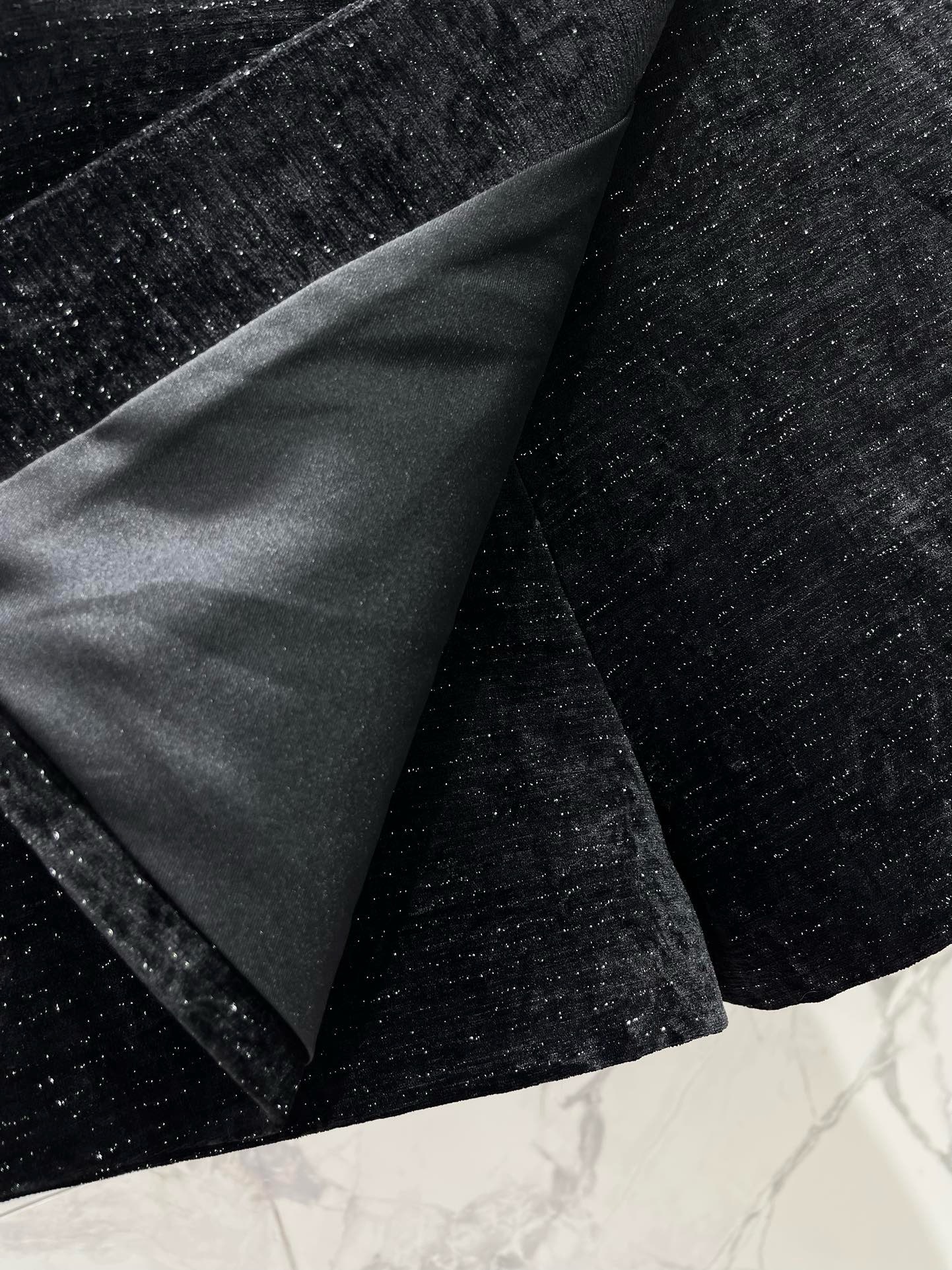 Юбка-шорты женская Saint Laurent чёрного цвета