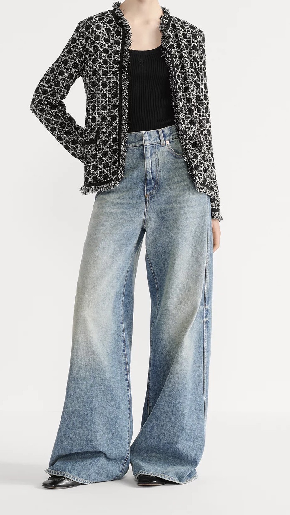 Жакет женский в стиле Dior чёрного цвета с бахромой