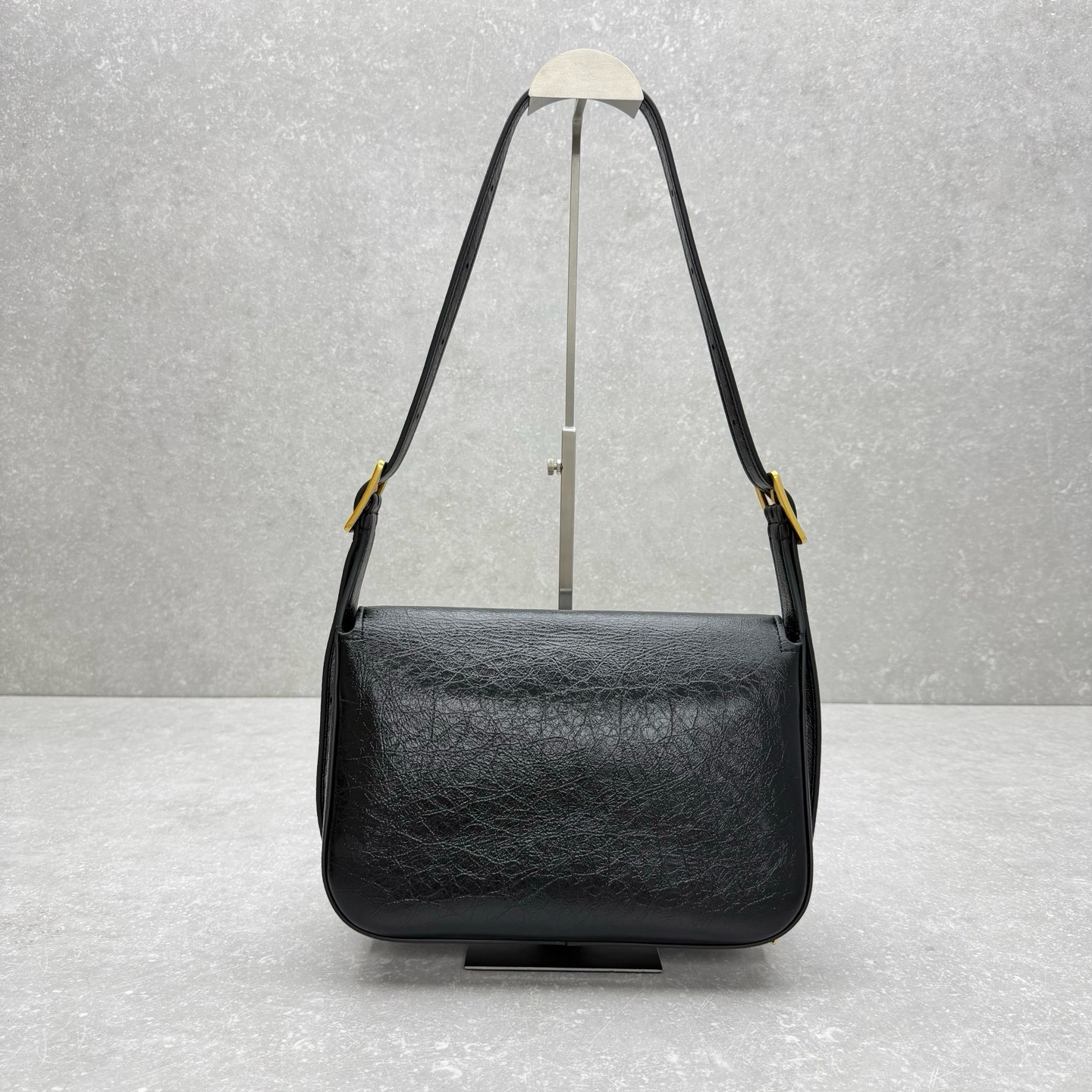 Сумка женская в стиле Balenciaga Clicca чёрного цвета