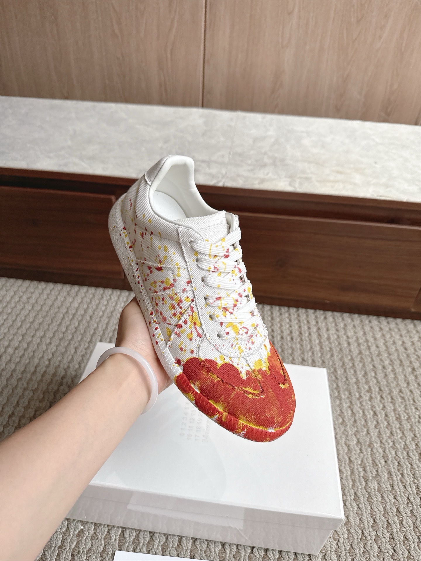 Кроссовки Maison Margiela Replica Paint Splatter белого цвета