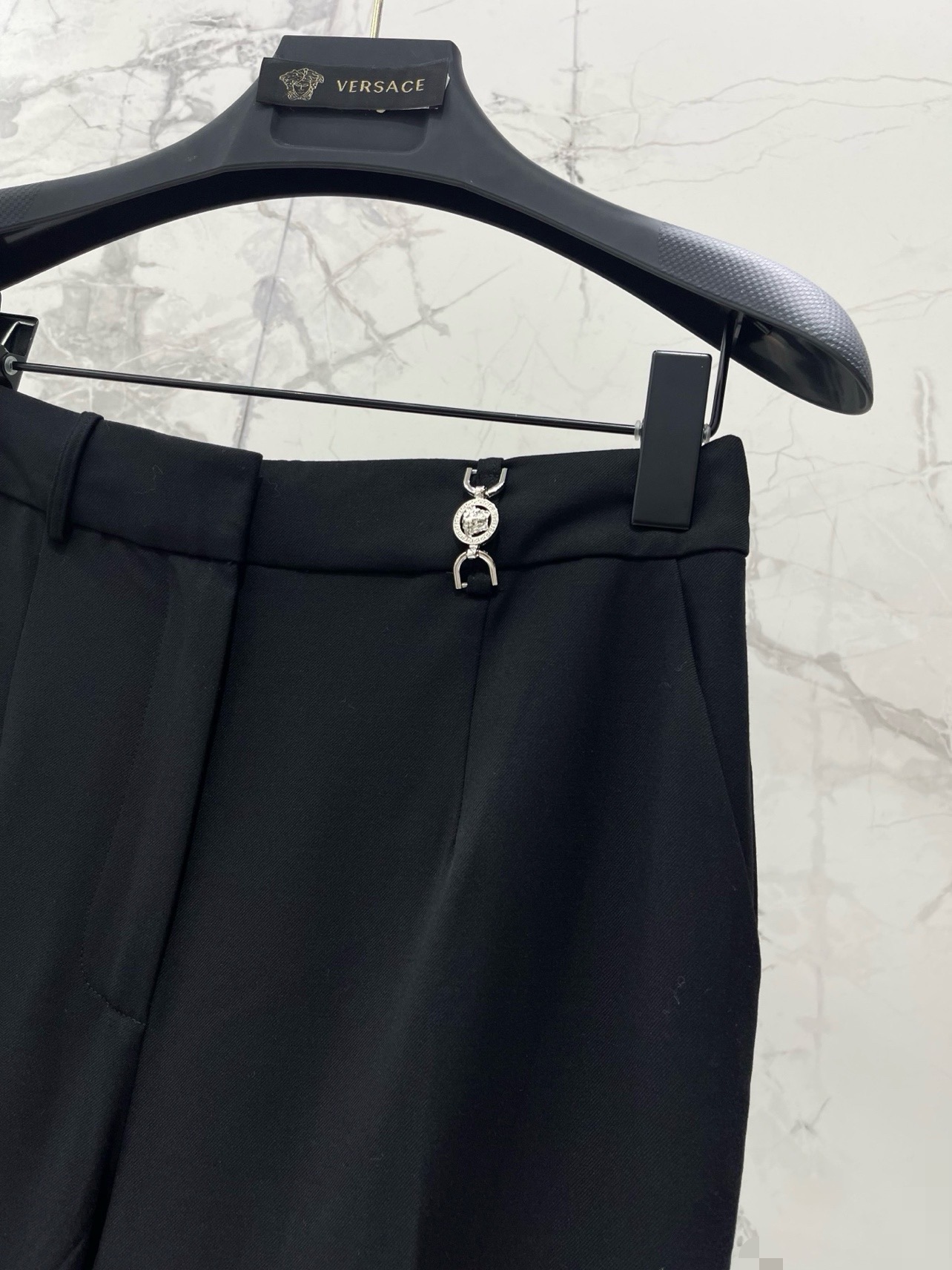 Костюм женский Versace чёрного цвета