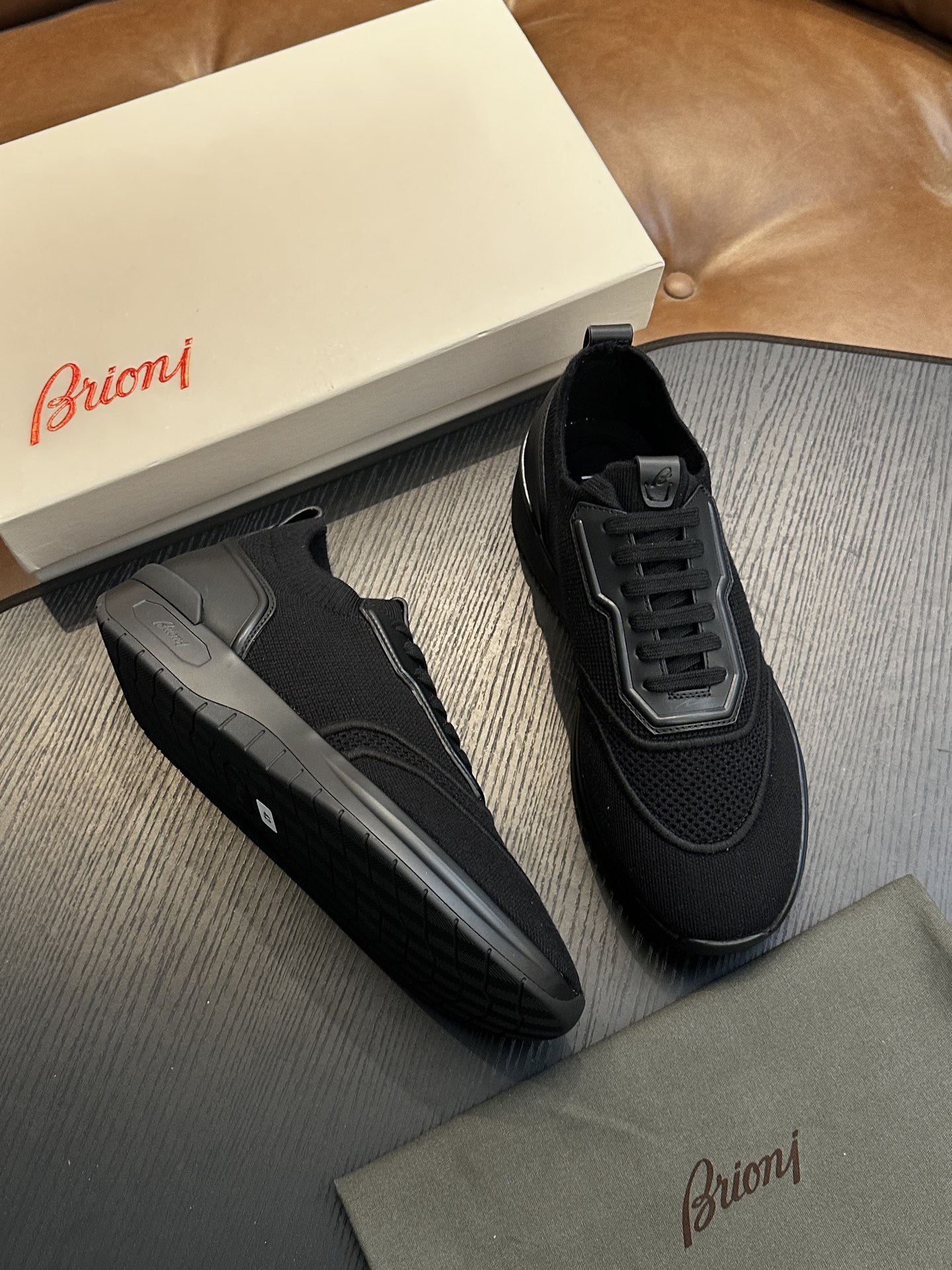 Кроссовки мужские в стиле Brioni чёрного цвета