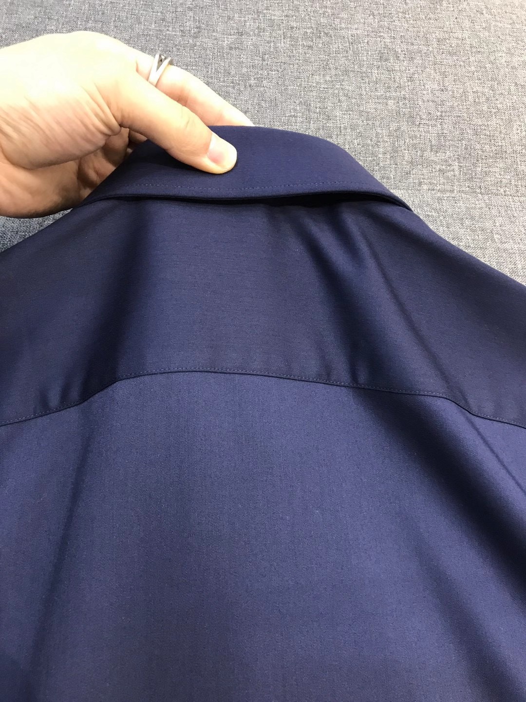 Рубашка мужская в стиле Canali тёмно-синего цвета с длинным рукавом