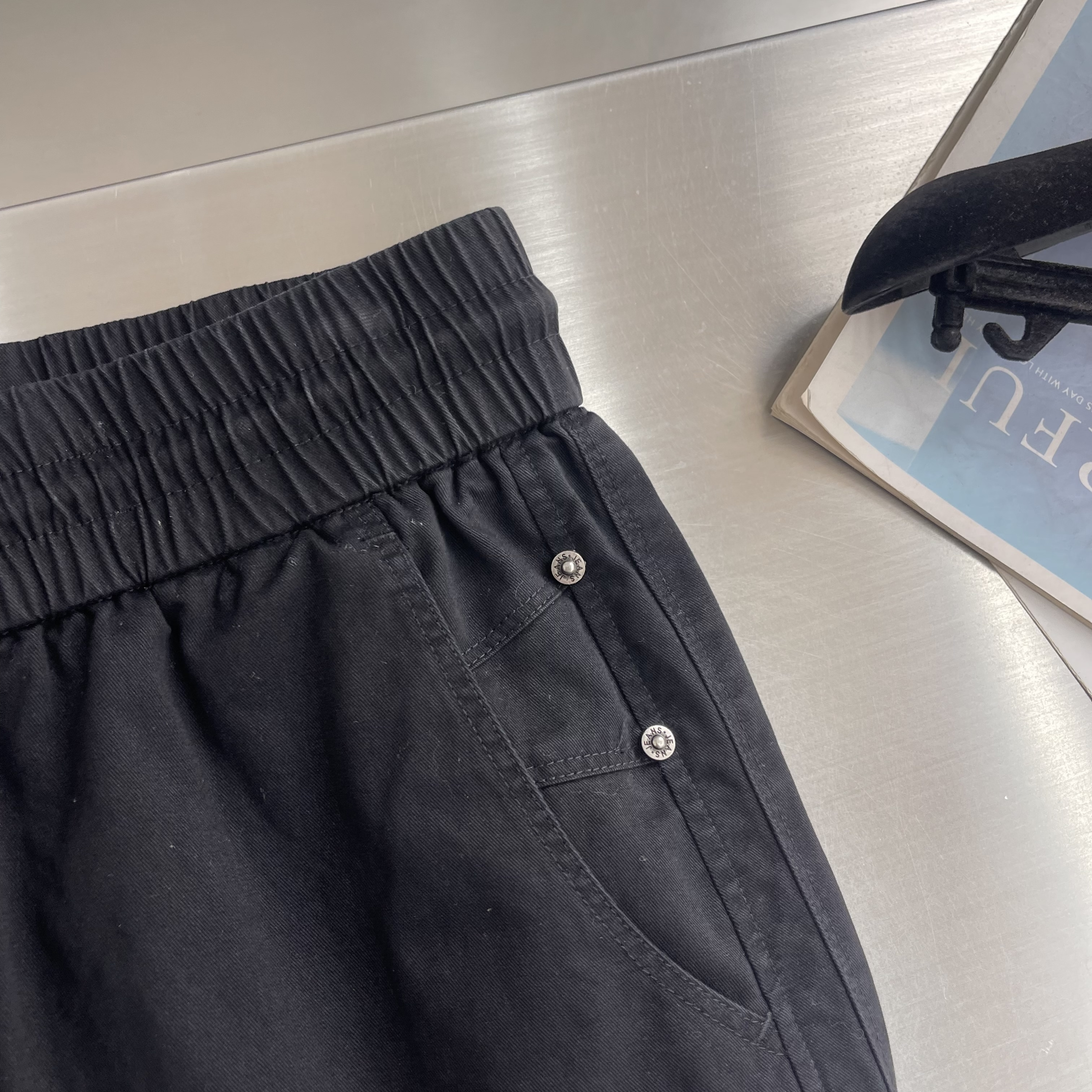 Брюки мужские в стиле Dior из хлопка чёрного цвета карго с эластичным поясом