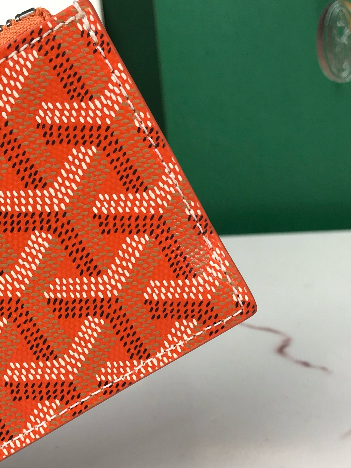Картхолдер Goyard Bourbon оранжевого цвета