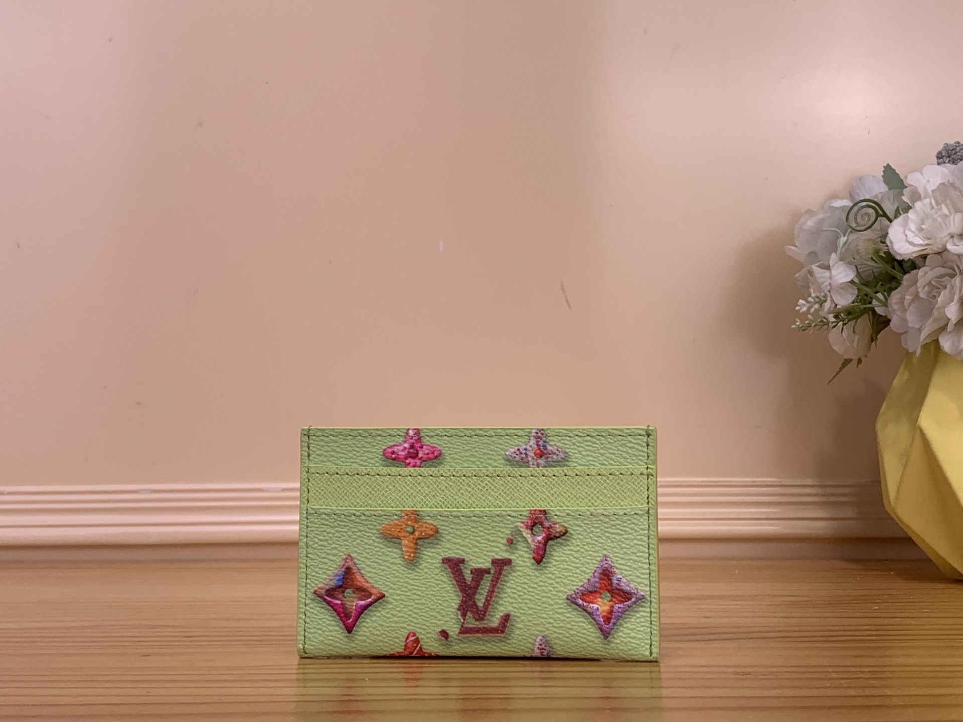 Картхолдер унисекс в стиле Louis Vuitton Double Monogram Donuts зелёного цвета