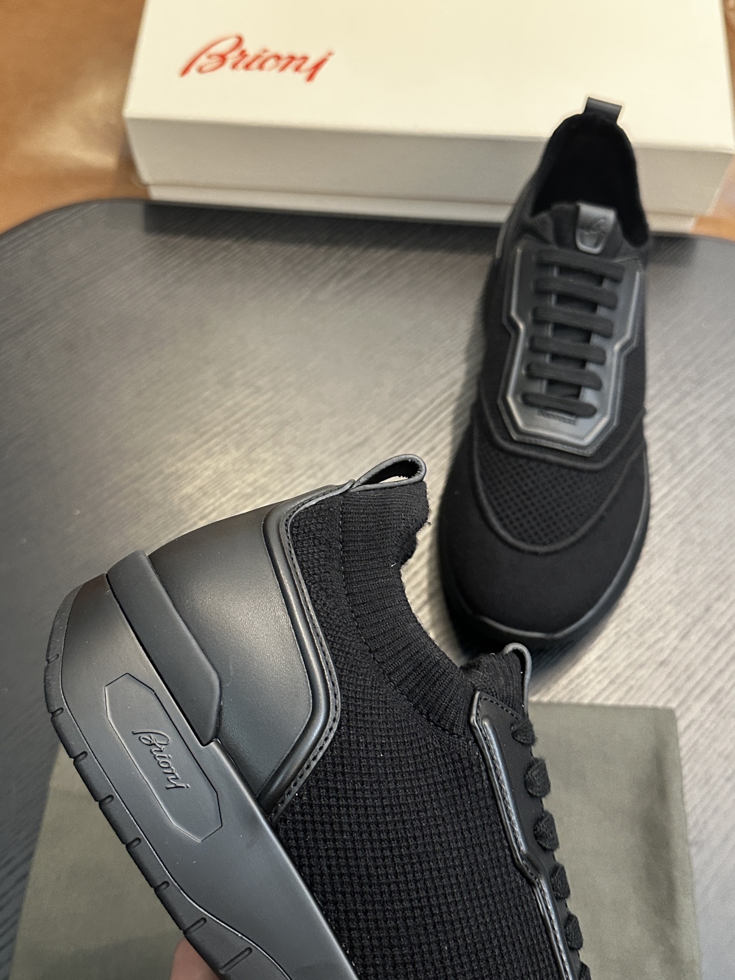 Кроссовки мужские в стиле Brioni чёрного цвета