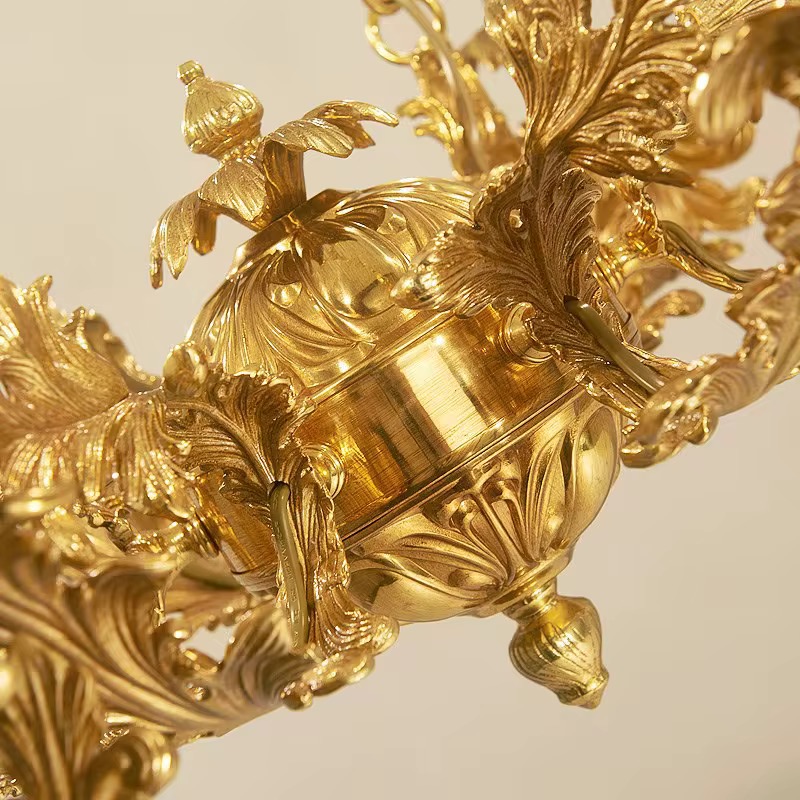 Люстра потолочная в французском стиле из меди с золотым покрытием