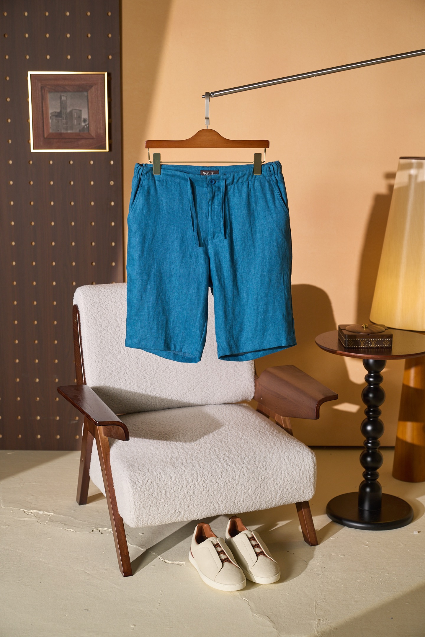 Шорты мужские в стиле Loro Piana Nolan Bermuda голубого цвета с кулиской